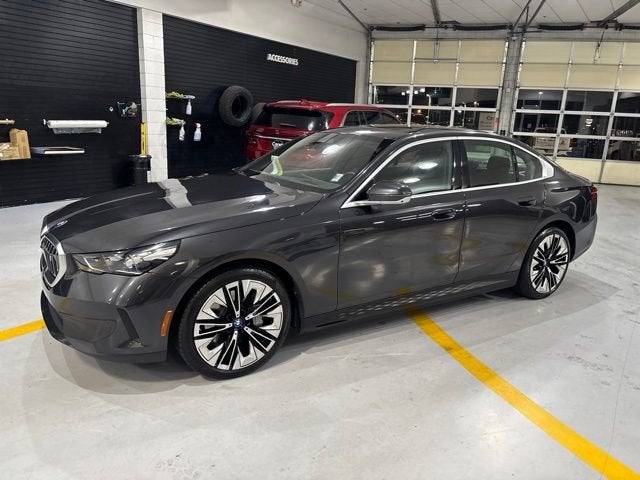 2024 BMW i5 eDrive40