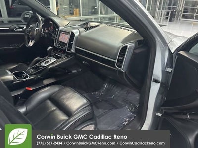 2018 Porsche Cayenne Platinum Edition