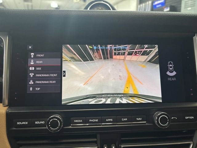 2021 Porsche Macan Base