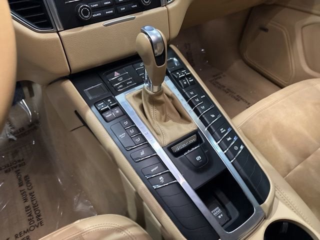2017 Porsche Macan NA