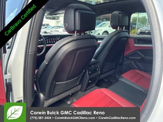 2024 Porsche Cayenne Coup S - Photo 27