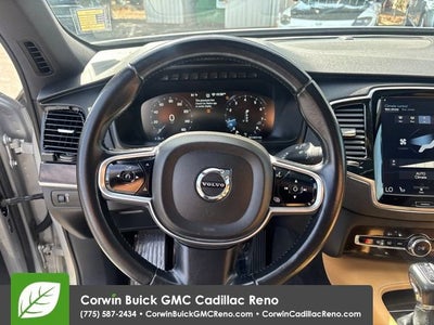 2017 Volvo XC90 T6 Momentum