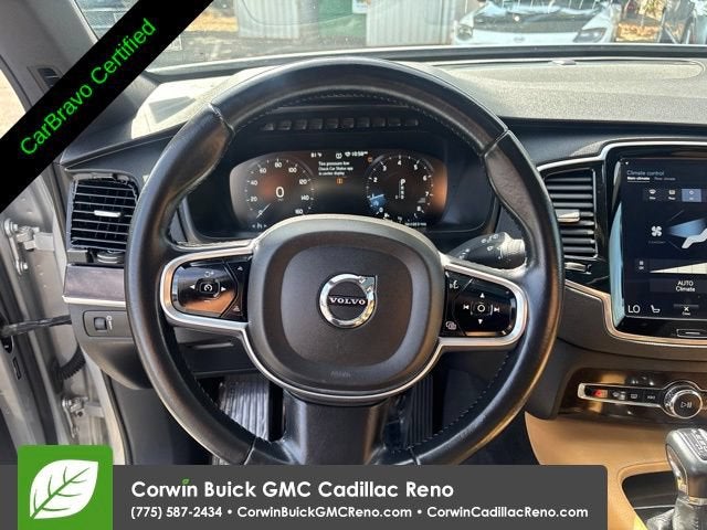 2017 Volvo XC90 T6 Momentum