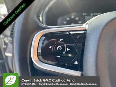 2017 Volvo XC90 T6 Momentum