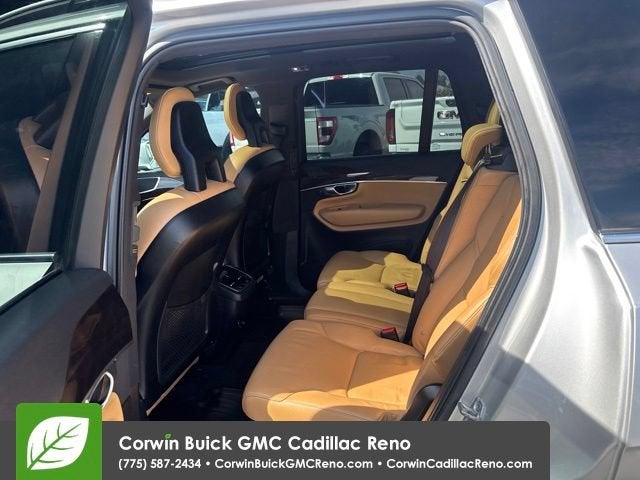 2017 Volvo XC90 T6 Momentum