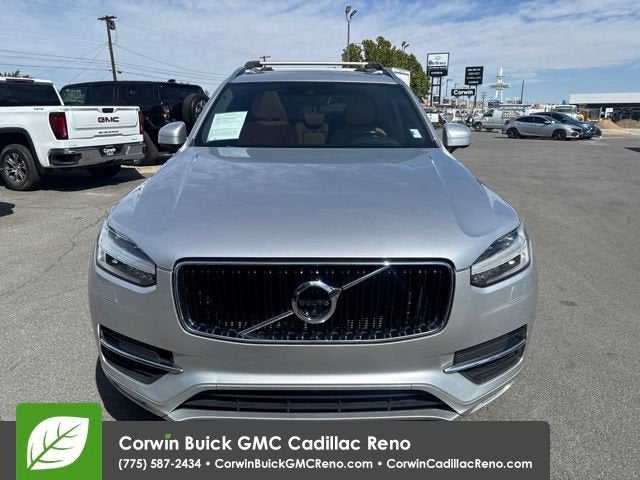 2017 Volvo XC90 T6 Momentum