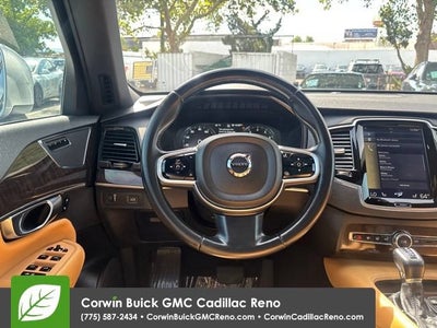 2017 Volvo XC90 T6 Momentum