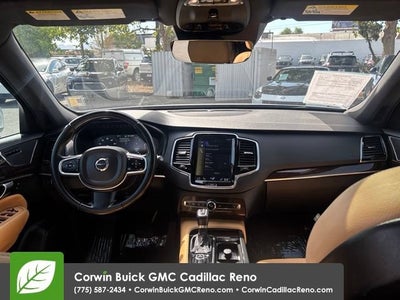 2017 Volvo XC90 T6 Momentum