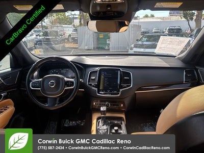 2017 Volvo XC90 T6 Momentum