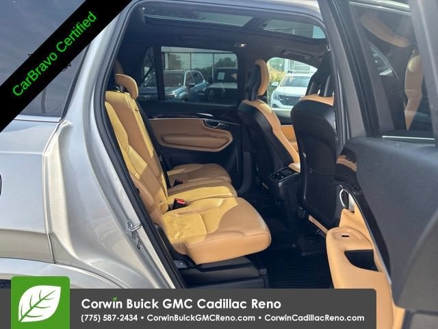 2017 Volvo XC90 T6 Momentum