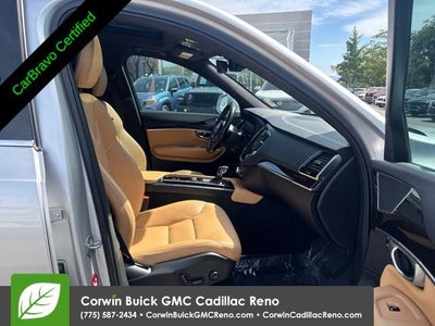 2017 Volvo XC90 T6 Momentum