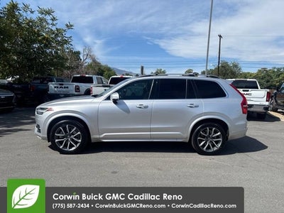 2017 Volvo XC90 T6 Momentum