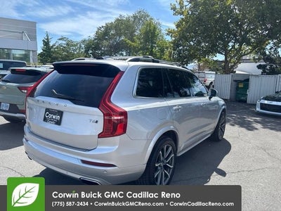 2017 Volvo XC90 T6 Momentum
