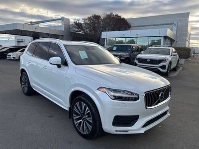 2021 Volvo XC90 T6 Momentum 7 Passenger