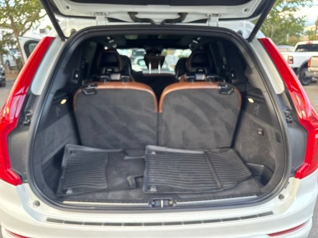 2021 Volvo XC90 T6 Momentum 7 Passenger