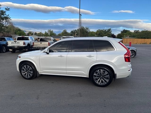 2021 Volvo XC90 T6 Momentum 7 Passenger