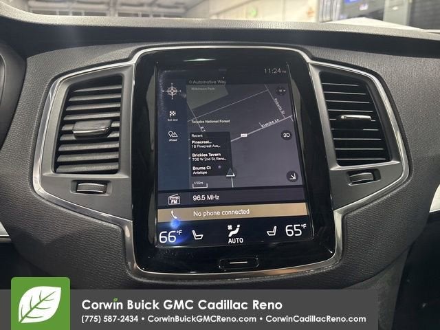 2017 Volvo XC90 T6 Momentum
