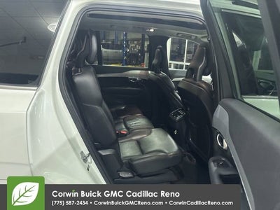 2017 Volvo XC90 T6 Momentum