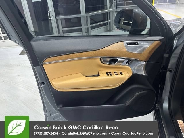 2019 Volvo XC90 Inscription