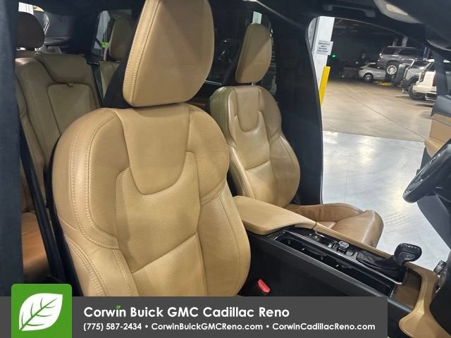 2019 Volvo XC90 Inscription