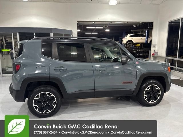 2017 Jeep Renegade Trailhawk