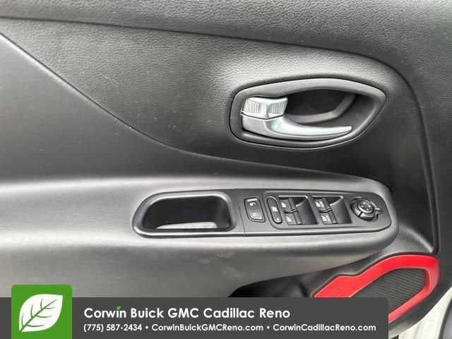 2016 Jeep Renegade Trailhawk