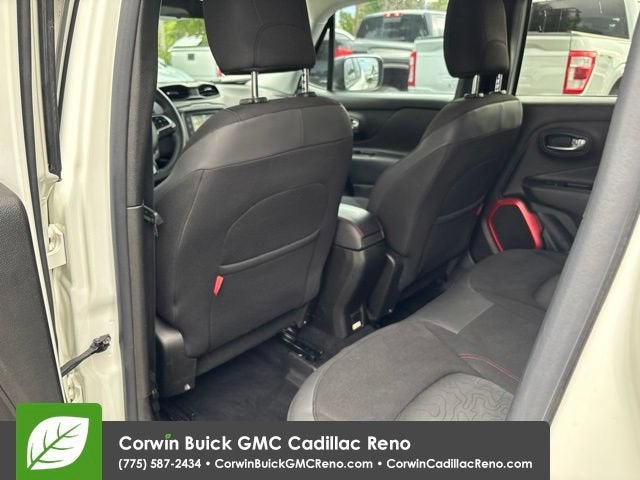 2016 Jeep Renegade Trailhawk