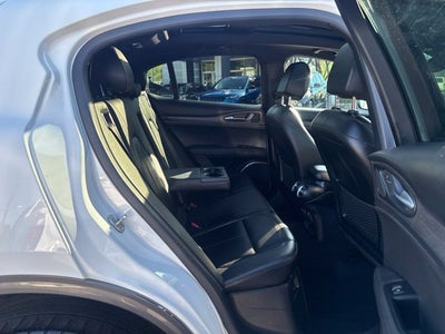 2022 Alfa Romeo Stelvio Ti AWD