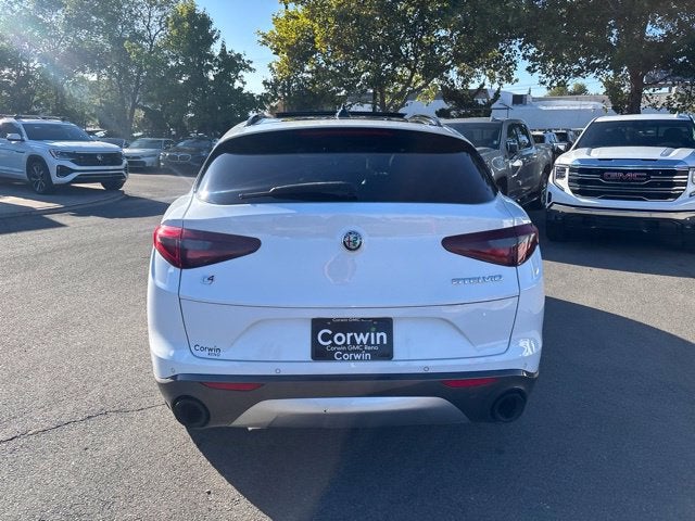 2022 Alfa Romeo Stelvio Ti AWD